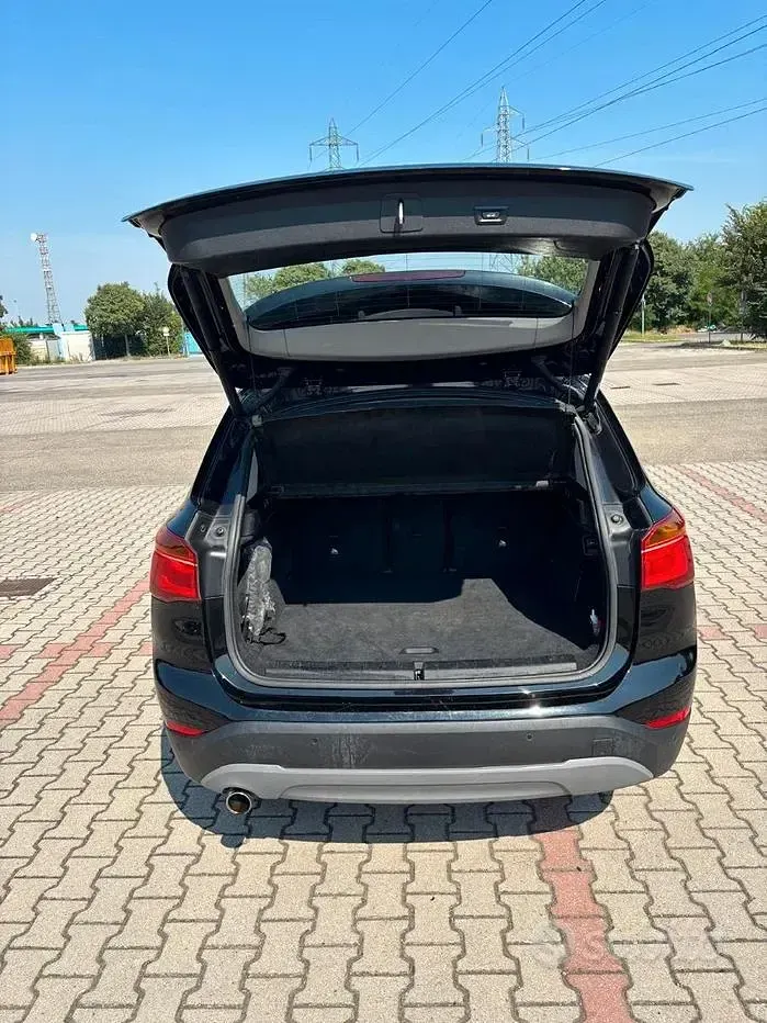 Usata BMW X1 Advantage 150 CV (110 kW) 2017 Nero SUV