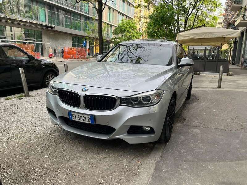 Usato 2015 BMW 330 3.0 Diesel 258 CV (18.000 €)
