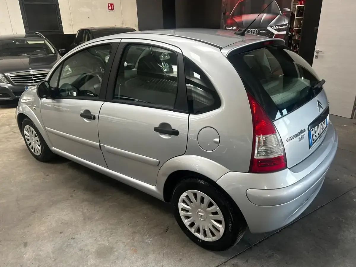 Usata Citroën C3 60 CV (44 kW) 2009 Argento Utilitaria