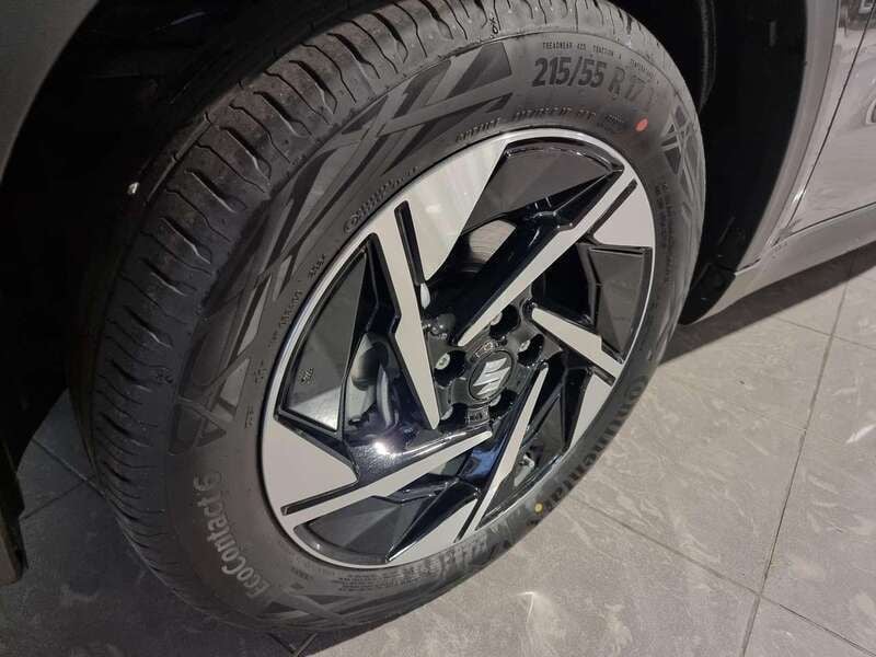 Usata Suzuki Vitara 129 CV (94 kW) 2024 Blu/azzurro SUV