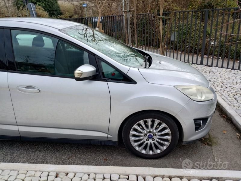 Usata Ford C-MAX 115 CV (84 kW) 2012 Grigio Monovolume