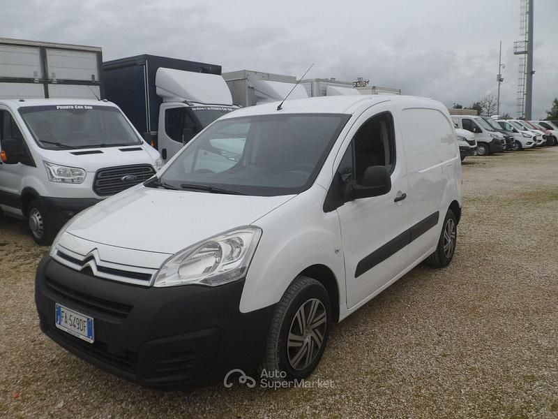 Usata Citroën Berlingo PureTech 101 CV (74 kW) 2016 Bianco Monovolume