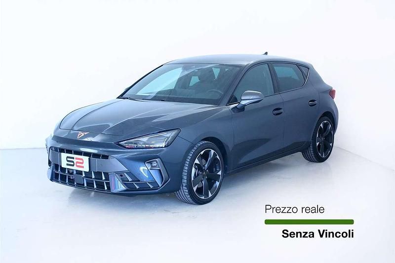 Usata Cupra Leon 150 CV (110 kW) 2025 Grigio Utilitaria