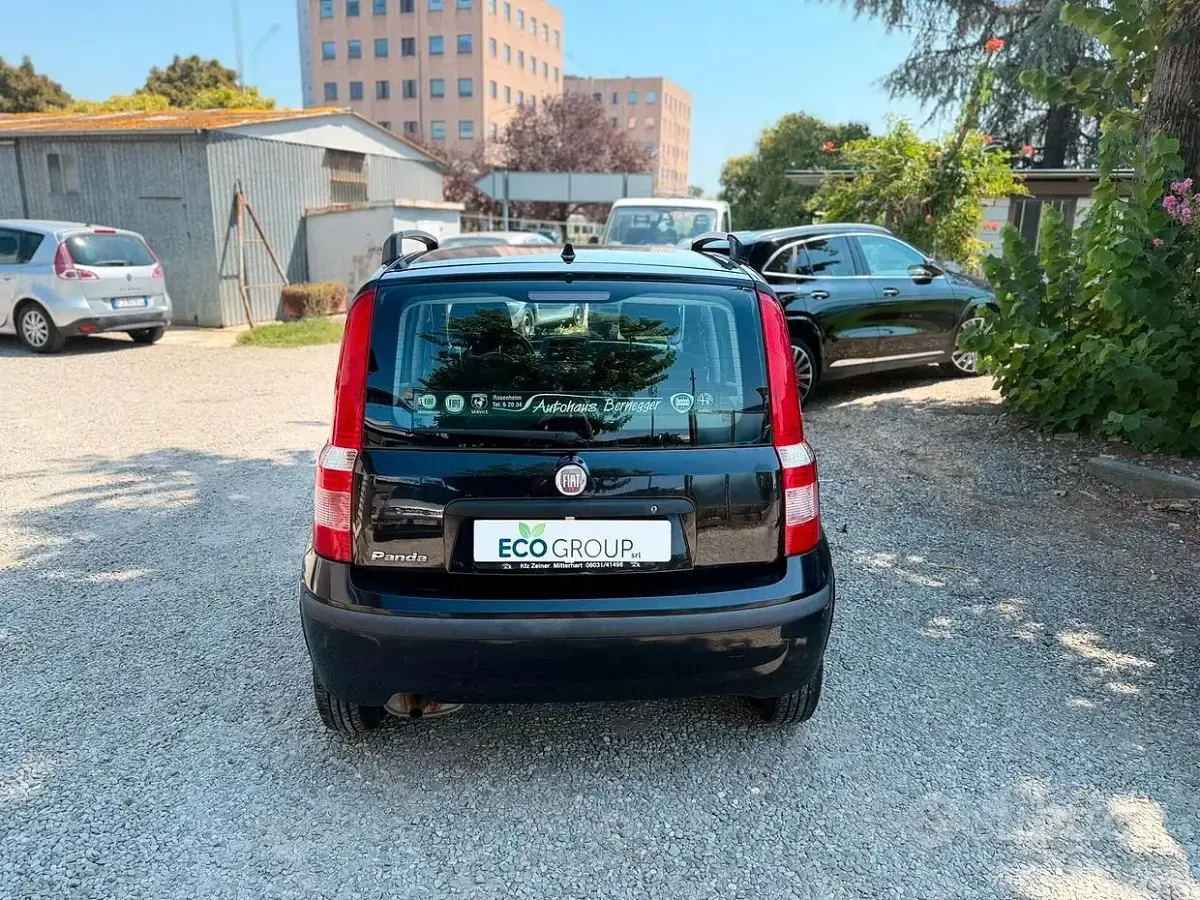 Usata Fiat Panda Active 69 CV (50 kW) 2011 Nero Utilitaria