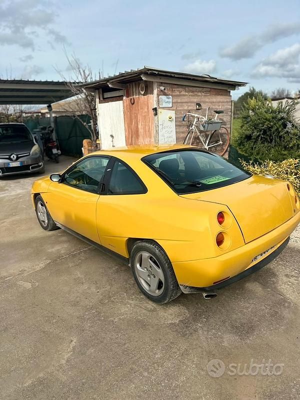 Usata Fiat Coupé 1995 Giallo Coupé