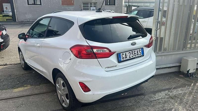 Usata Ford Fiesta Trend 86 CV (63 kW) 2019 Bianco Utilitaria