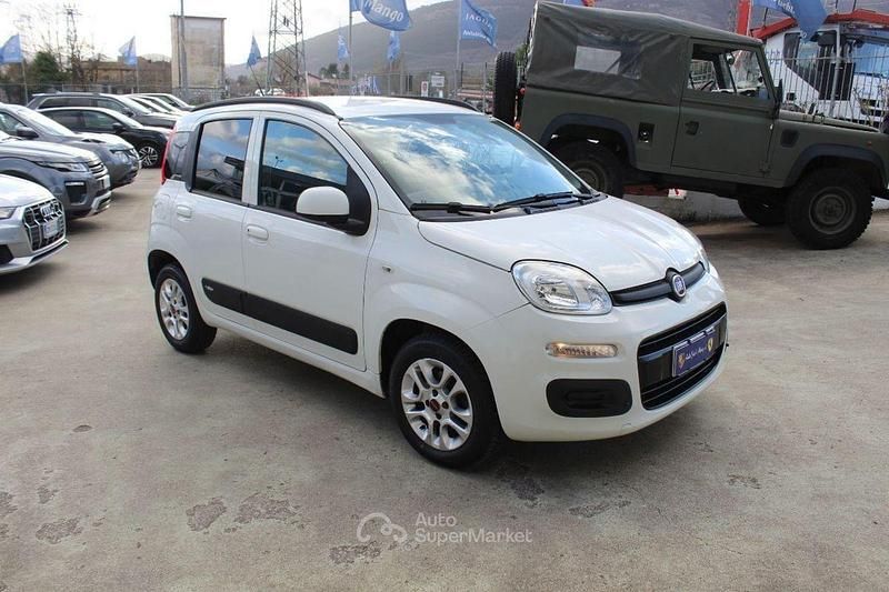 Usata Fiat Panda Lounge 95 CV (69 kW) 2019 Bianco Utilitaria