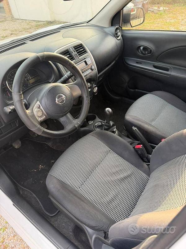 Usata Nissan Micra 80 CV (58 kW) 2013 Bianco Utilitaria