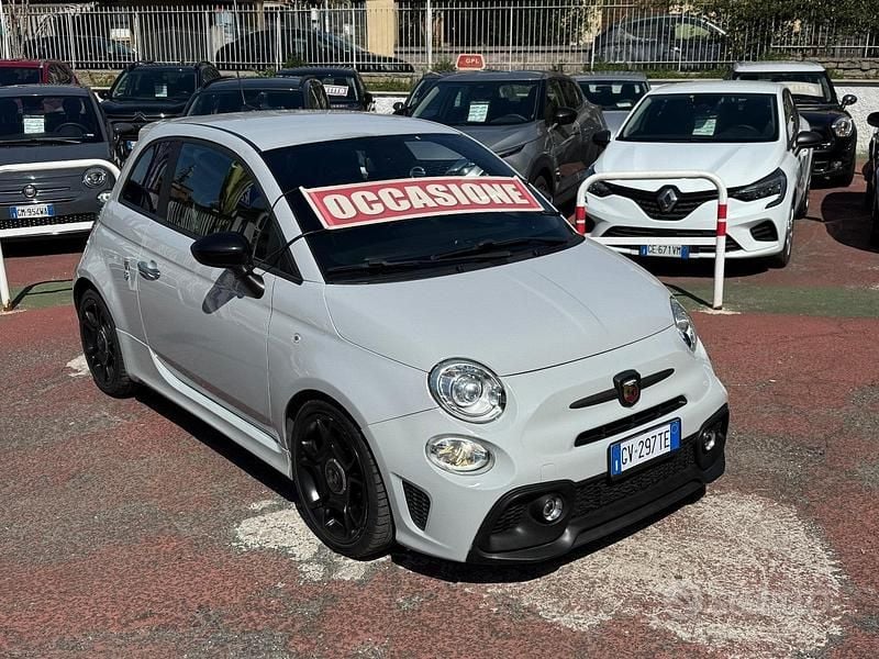 Grigio Usata 2019 Abarth 595 Pista Tre volumi | 14.990 € (Ottimo prezzo) - Immagine 1/4