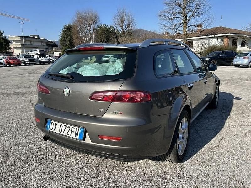 Usata Alfa Romeo 159 Progression 150 CV (110 kW) 2009 Grigio Station wagon