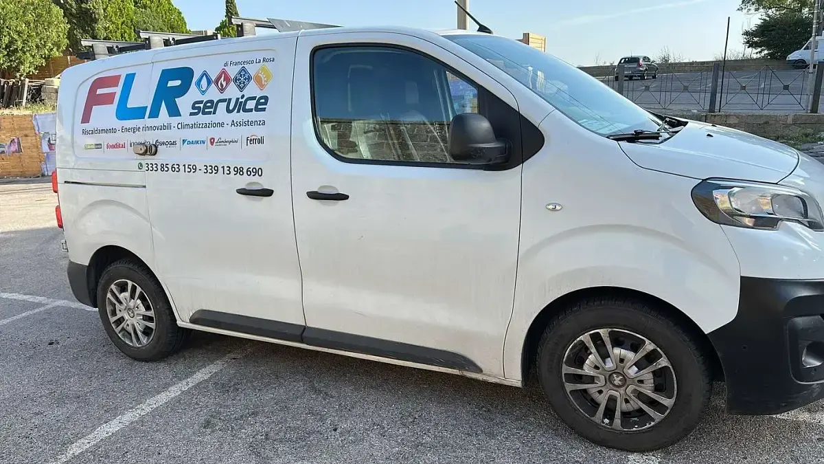 Usata Peugeot Expert 120 CV (88 kW) 2021 Bianco Furgone
