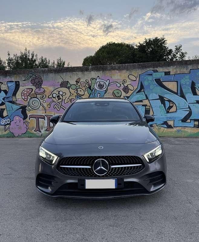 Usata Mercedes A200 Premium 150 CV (110 kW) 2020 Grigio Berlina