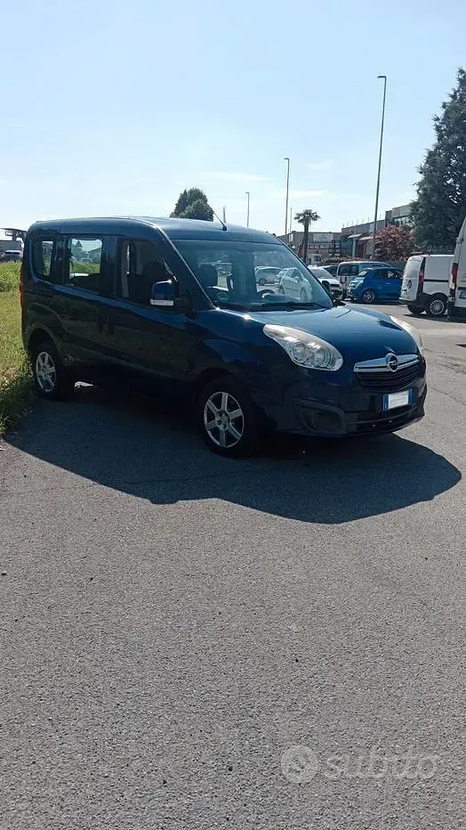 Usata Opel Combo S 90 CV (66 kW) 2013 Bluazzurro Monovolume