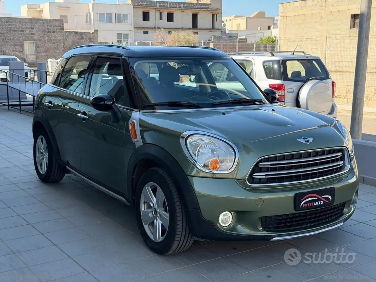 Usata Mini Cooper D Countryman 111 CV (81 kW) 2016 Verde SUV
