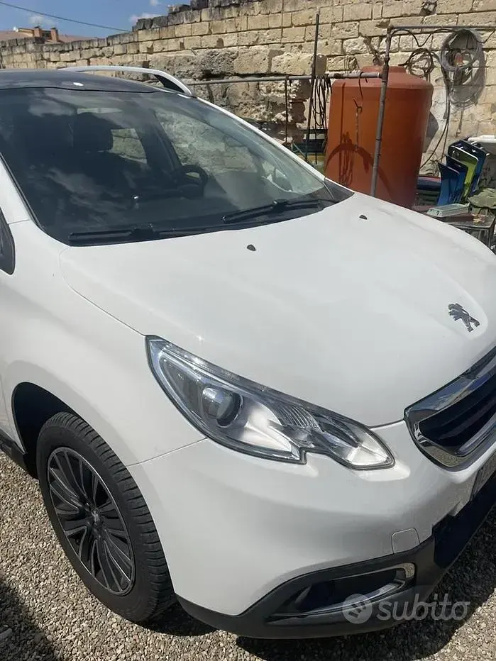 Usata Peugeot 2008 82 CV (60 kW) 2013 Bianco SUV