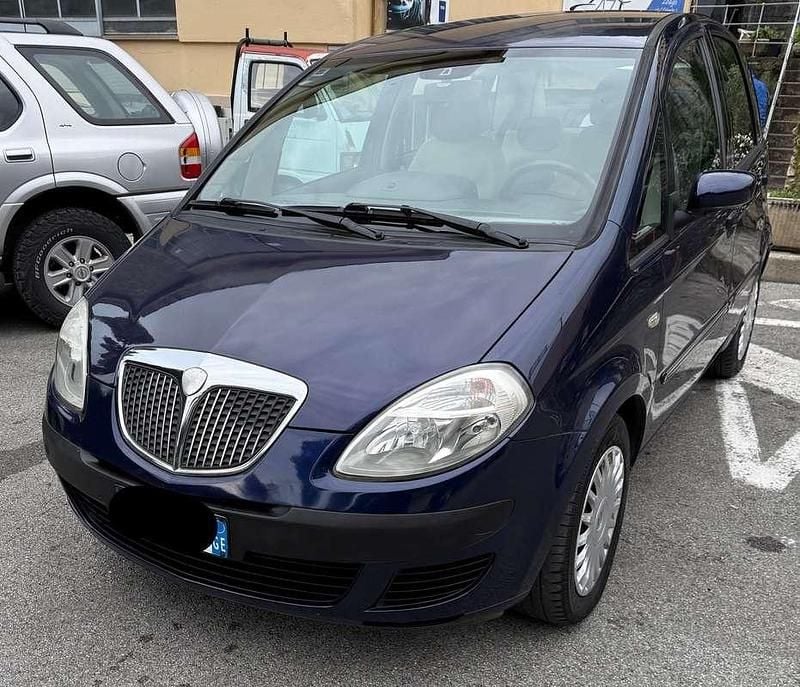 Usata Lancia Musa 69 CV (50 kW) 2004 Monovolume