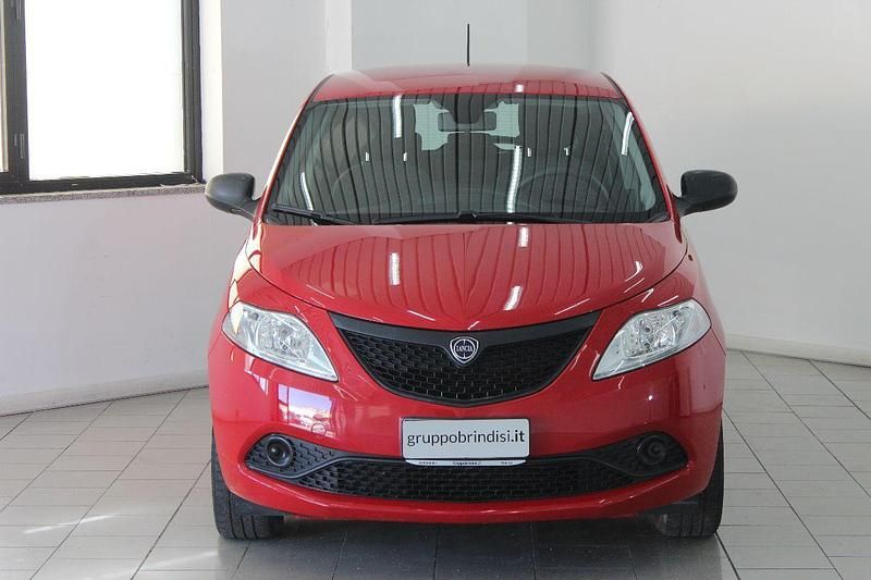Usata Lancia Ypsilon 69 CV (50 kW) 2020 Rosso