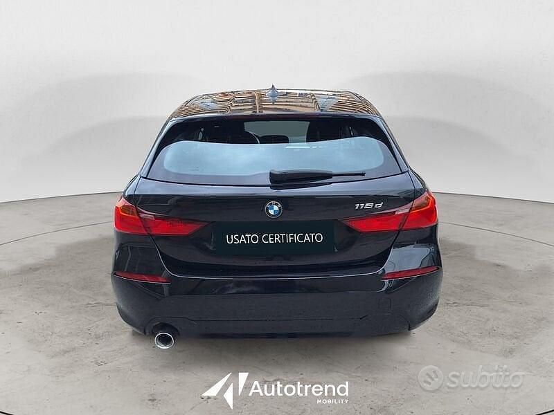 Usado BMW 116 Advantage 116 CV (85 kW) 2021 Negro Utilitario