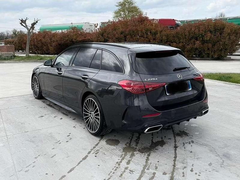 Usata Mercedes C220 Premium 200 CV (147 kW) 2022 Grigio Station wagon