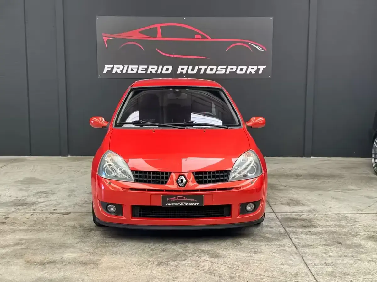 Usata Renault Clio II R.S. 182 CV (133 kW) 2006 Berlina