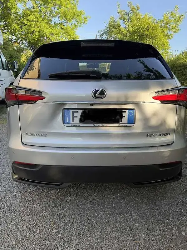 Usata Lexus NX300h E-FOUR F-Sport 197 CV (144 kW) 2017 SUV