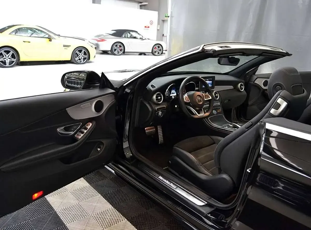 Usata Mercedes C200 Premium 184 CV (135 kW) 2017 Nero Cabrio