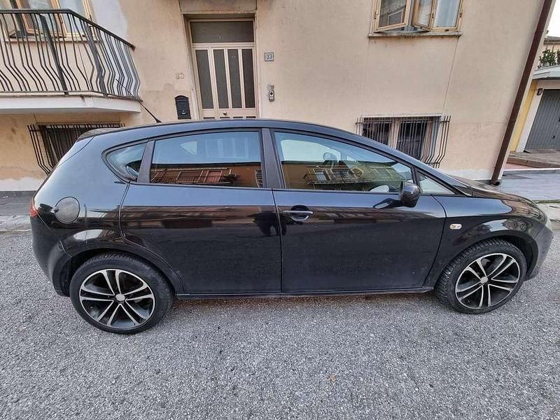 Usata Seat Leon Reference 140 CV (102 kW) 2007 Berlina