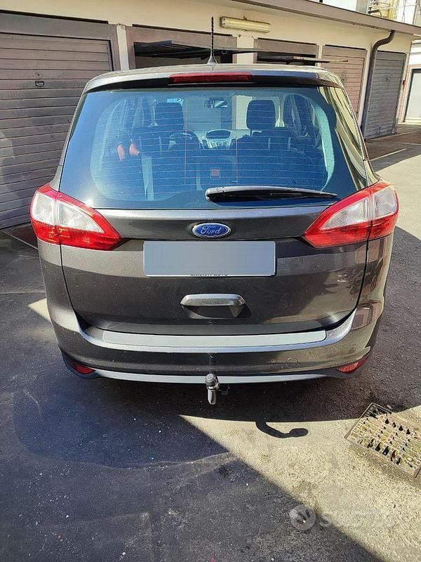 Usata Ford C-MAX 115 CV (84 kW) 2015 Grigio Monovolume