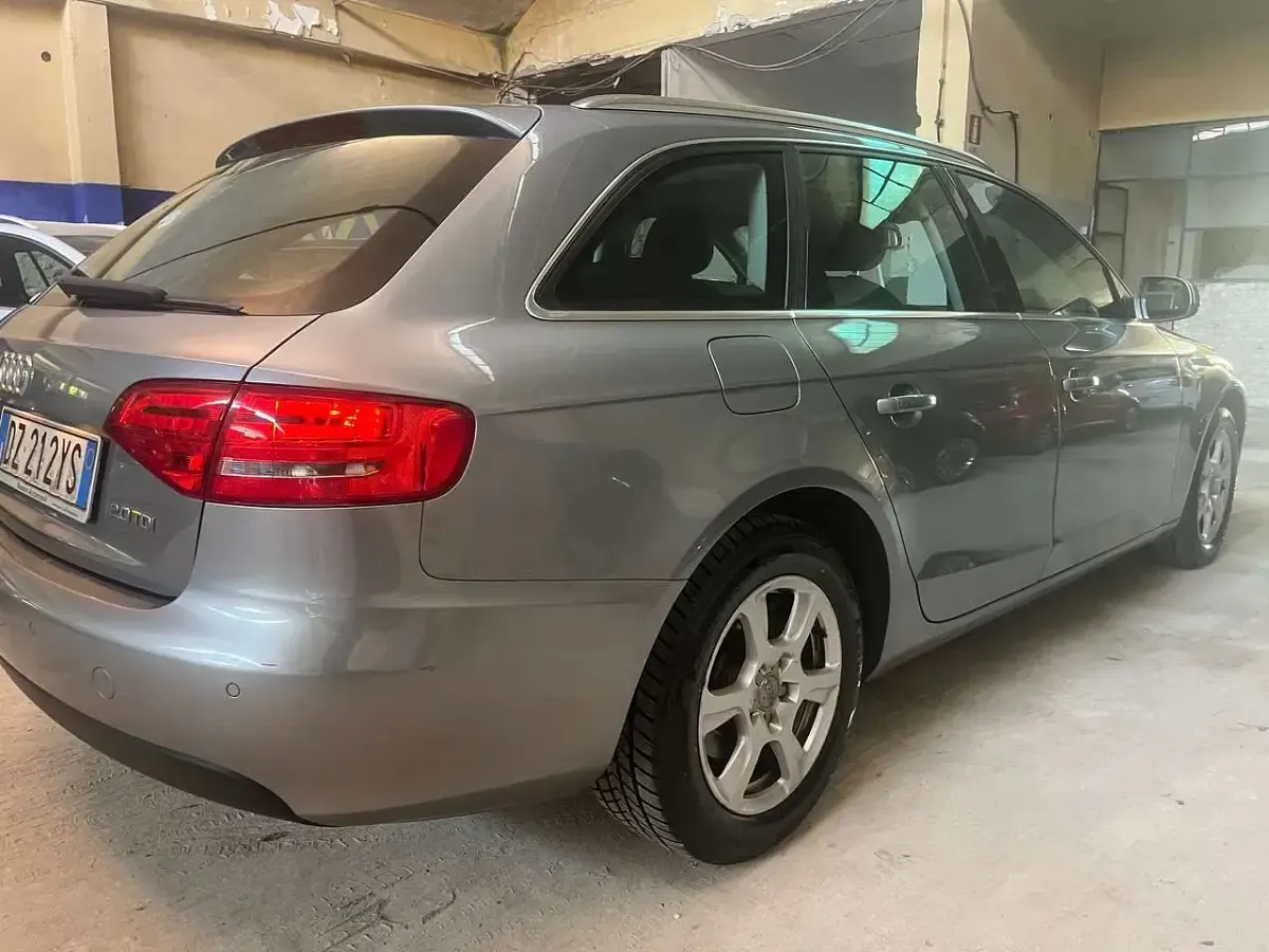 Usata Audi A4 120 CV (88 kW) 2010 Argento Station wagon