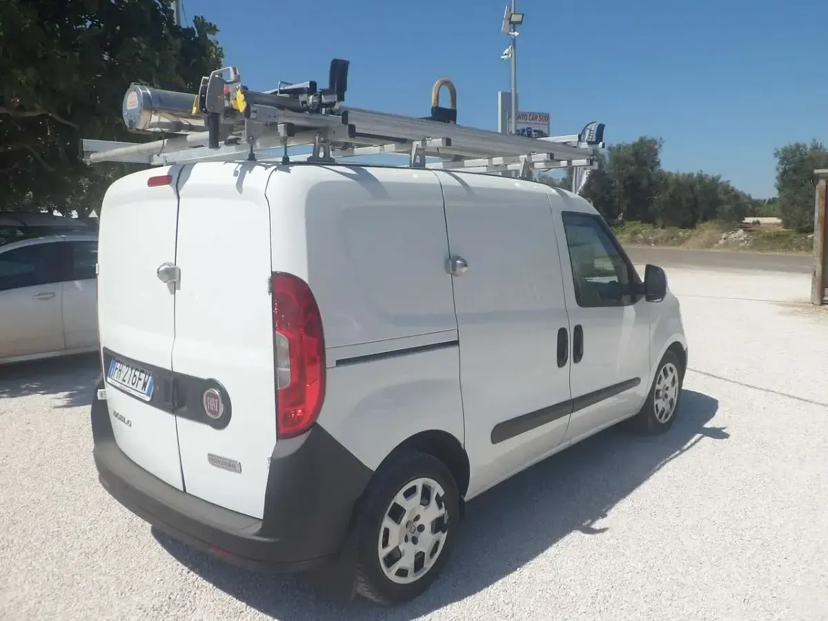 Usata Fiat Doblò 105 CV (77 kW) 2018 Bianco Monovolume