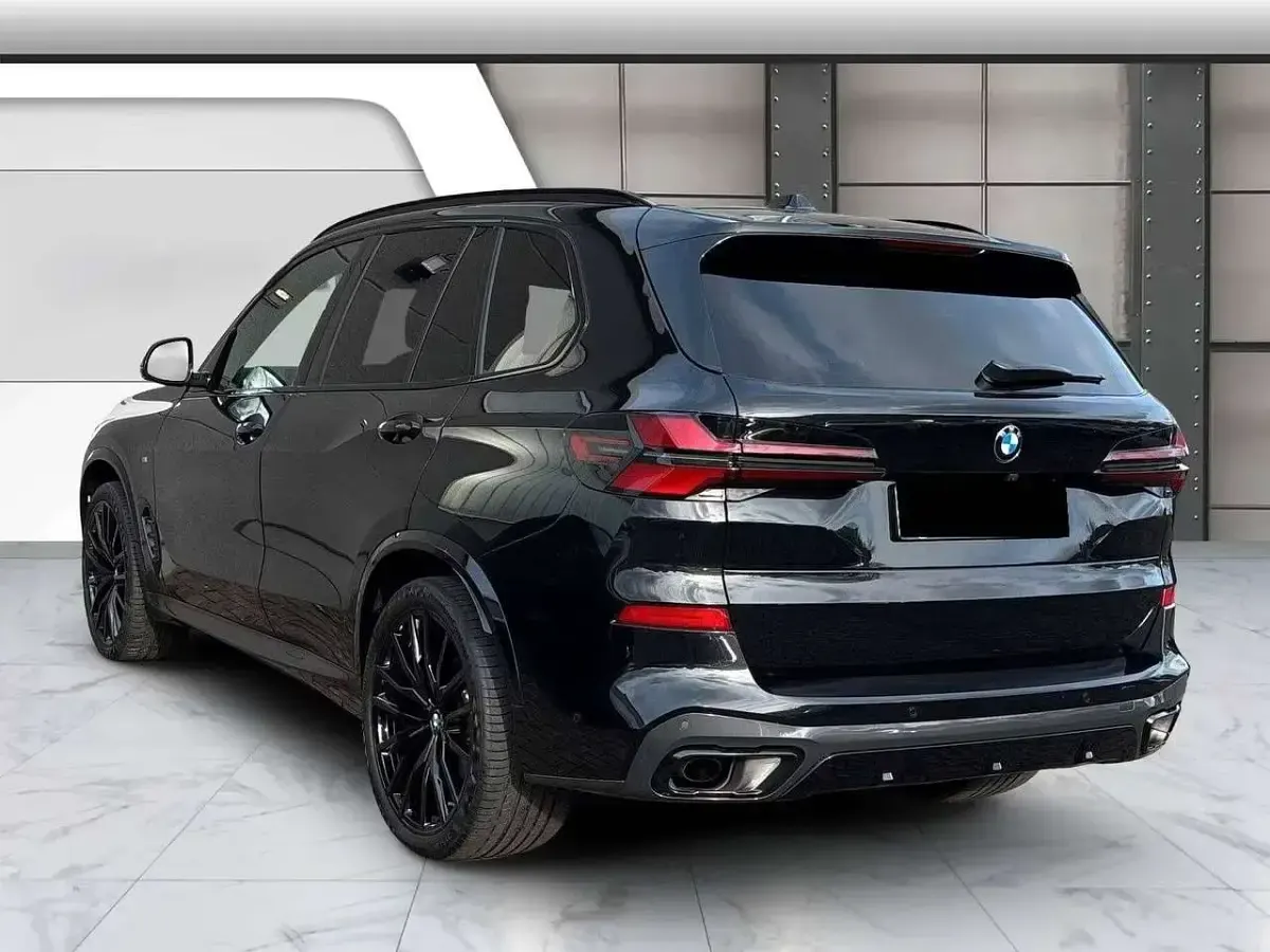Usata BMW X5 M Sport 313 CV (230 kW) 2025 Nero zaffiro SUV