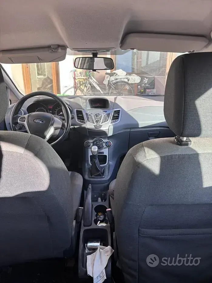 Usata Ford Fiesta 82 CV (60 kW) 2010 Berlina