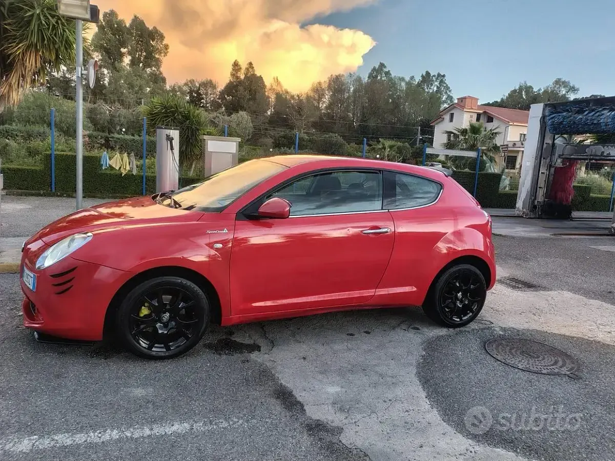 Usata Alfa Romeo MiTo 120 CV (88 kW) 2009 Rosso Utilitaria