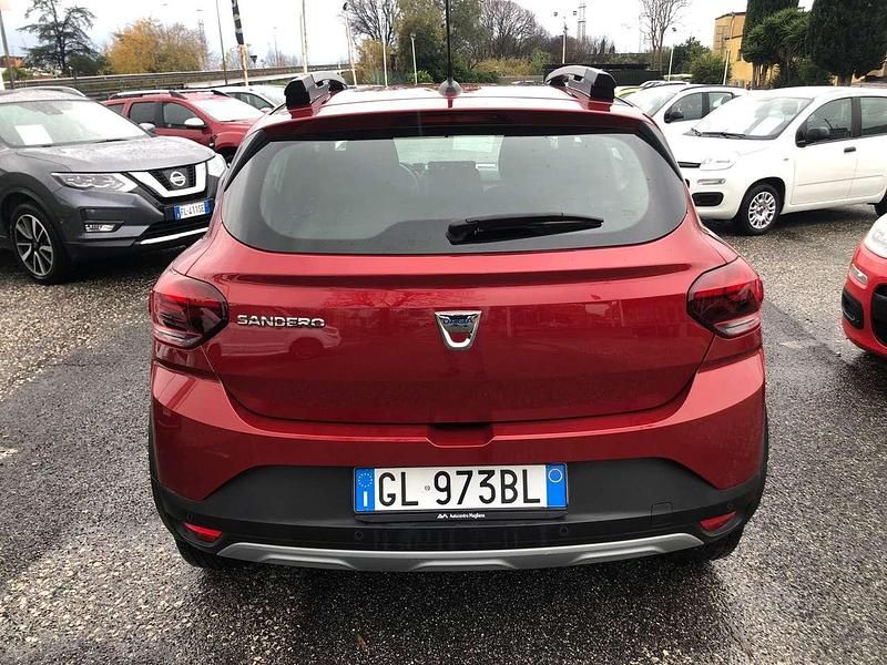 Usata Dacia Sandero Stepway 101 CV (74 kW) 2022 Rosso Berlina