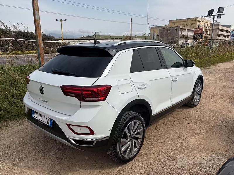 Usata VW T-Roc R-line 116 CV (85 kW) 2022 Bianco SUV