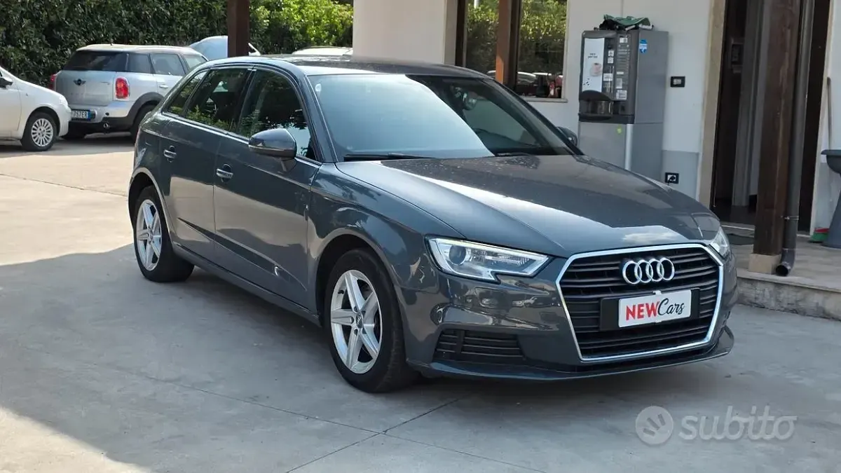 Usata Audi A3 Design 150 CV (110 kW) 2020 Grigio Berlina