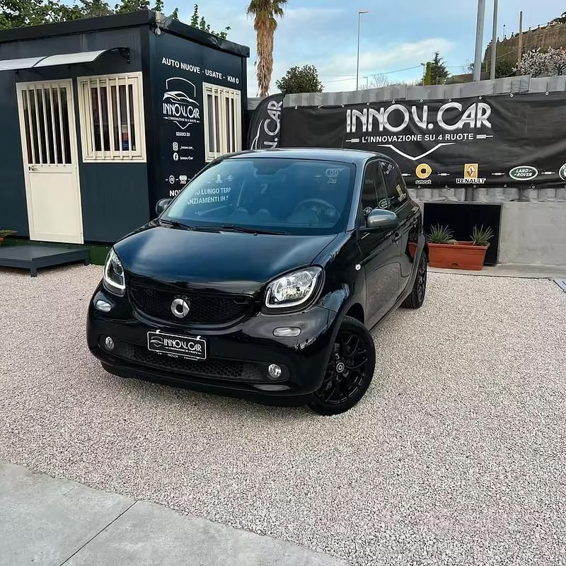 Usata Smart ForFour Passion 90 CV (66 kW) 2019 Nero Utilitaria