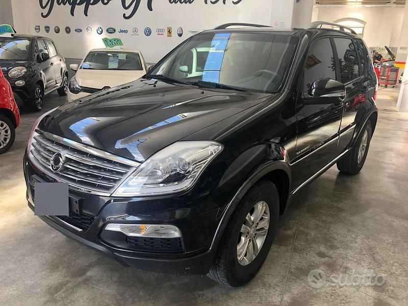Usata SsangYong Rexton 155 CV (114 kW) 2013 Nero SUV
