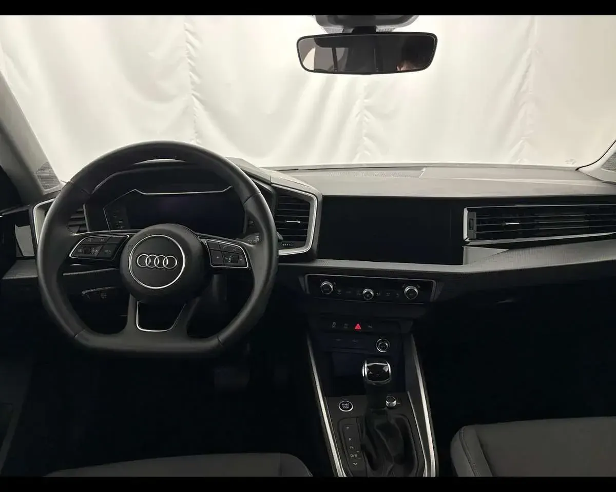 Usata Audi A1 Sportback S-Line 116 CV (85 kW) 2025 Bianco ghiaccio / tetto nero m Utilitaria