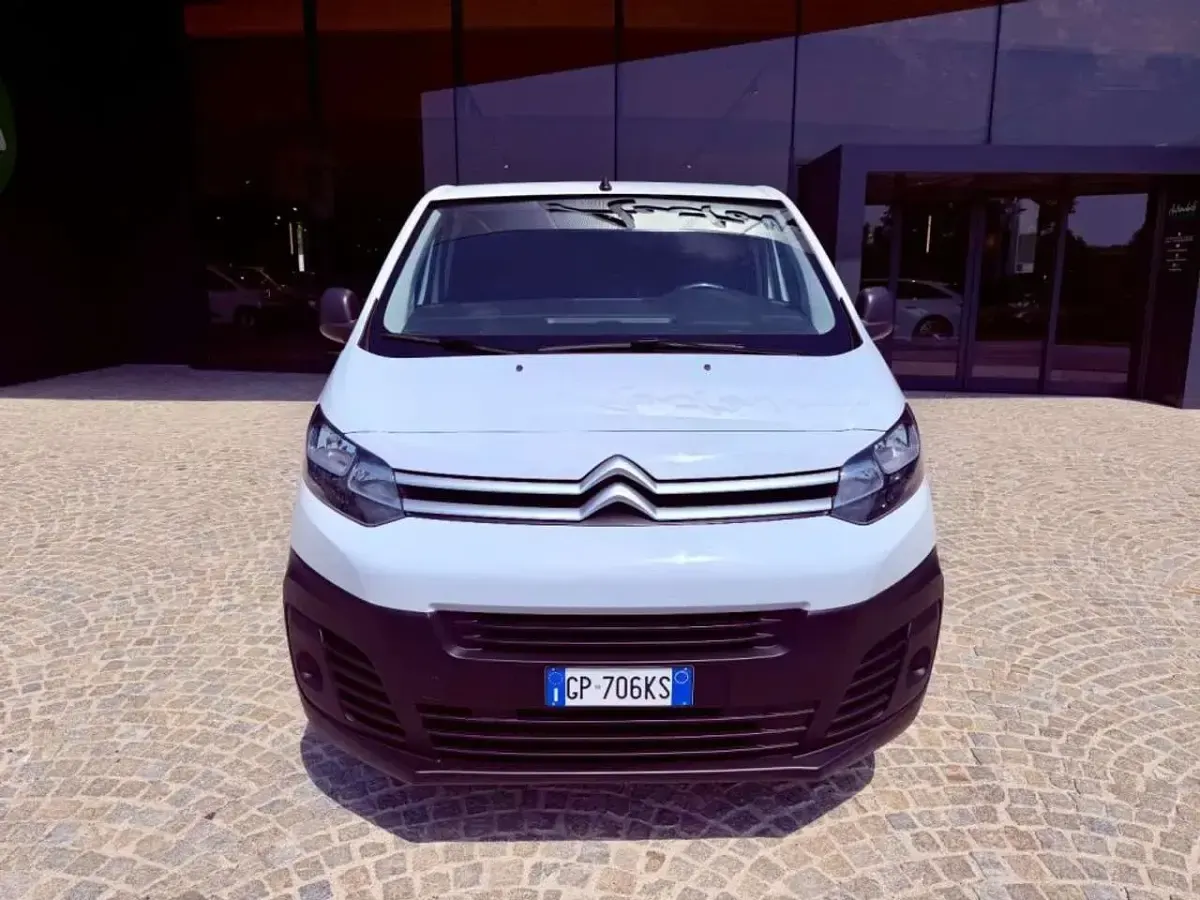 Usata Citroën Jumpy 120 CV (88 kW) 2023 Bianco Monovolume