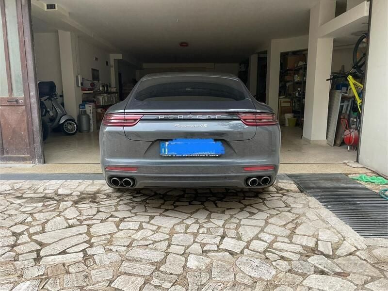 Usata Porsche Panamera 4S 441 CV (324 kW) 2019 Grigio Utilitaria