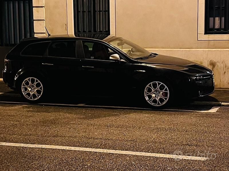 Usata Alfa Romeo 159 Ti 210 CV (154 kW) 2008 Nero Station wagon