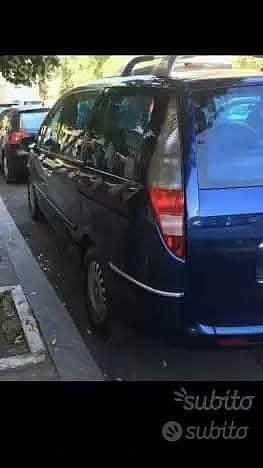 Usata Lancia Phedra 136 CV (100 kW) 2004 Blu Monovolume