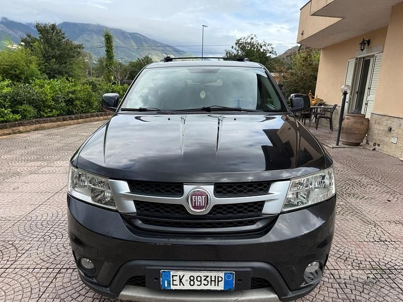Nero Usata 2012 Fiat Freemont SUV | 4700 € - Immagine 1/4