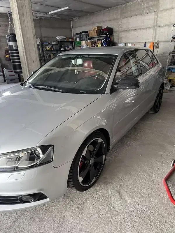 Usata Audi A3 Sportback Ambition 200 CV (147 kW) 2011 Utilitaria