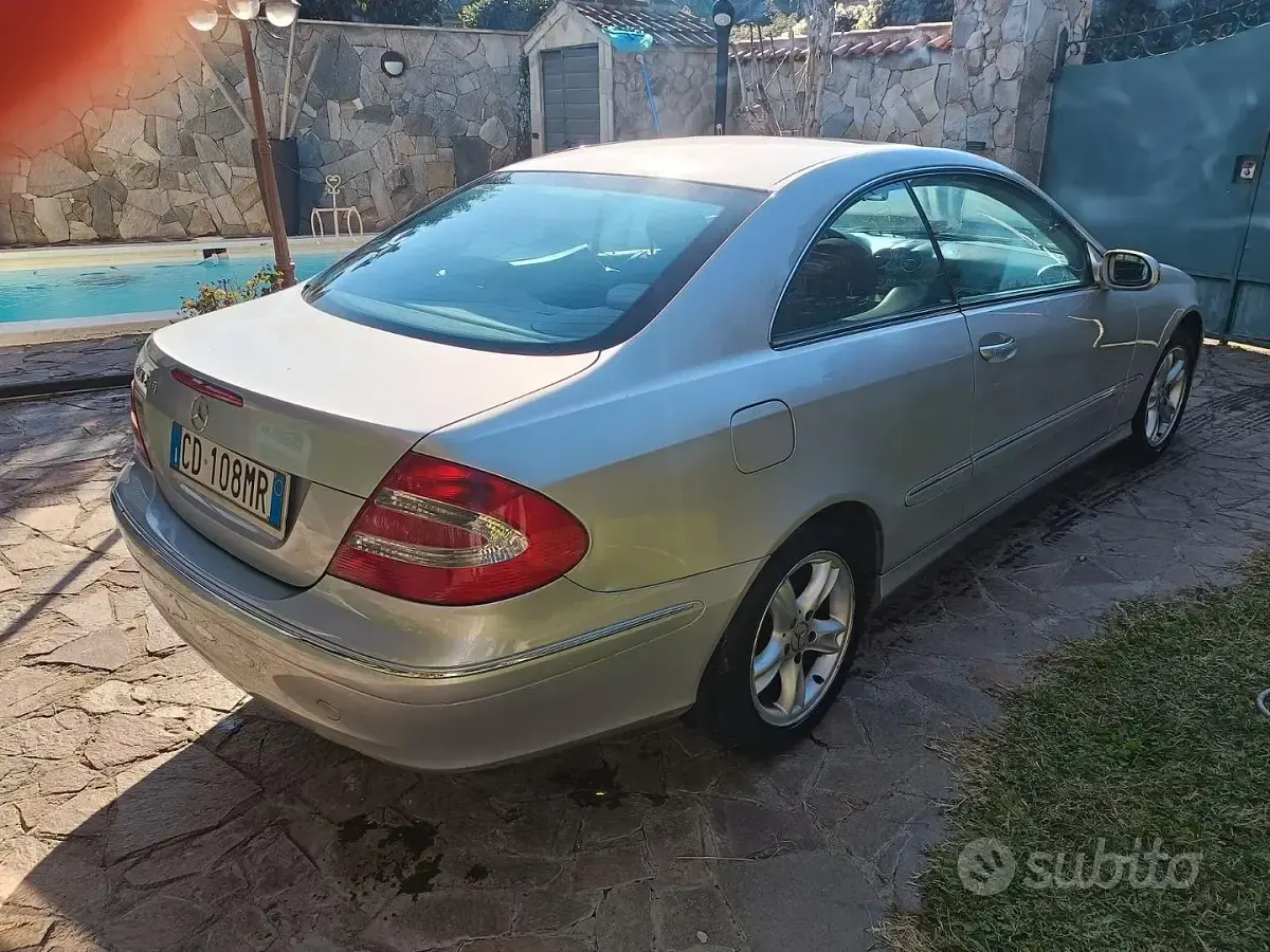 Usata Mercedes CLK240 2002 Grigio Coupé