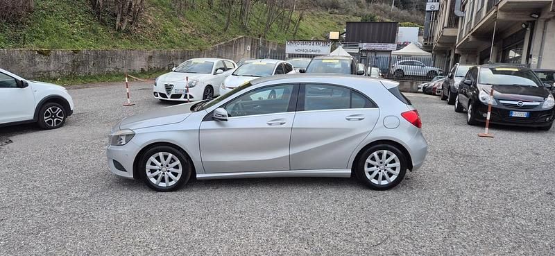 Usata Mercedes A180 Executive 109 CV (80 kW) 2013 Argento Berlina