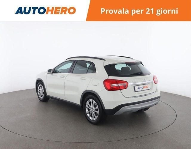 Usata Mercedes GLA180 Executive 122 CV (89 kW) 2017 Bianco SUV