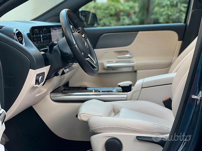 Usata Mercedes GLA200 190 CV (139 kW) 2021 Blu SUV