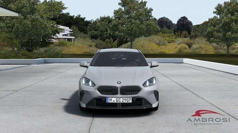 Nuova BMW 118 M Sport 150 CV (110 kW) 2026 Brooklyn grey metallic Utilitaria